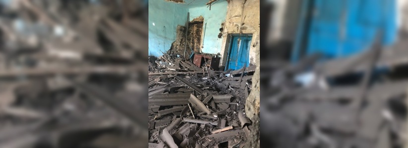 Ночью в жилом доме Новороссийска рухнул потолок