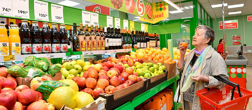 Огурцы за 460 рублей или за 190? Где в Новороссийске выгоднее покупать овощи и фрукты – на рынке или в супермаркете