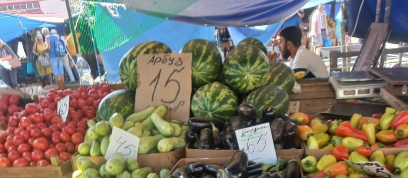 Арбузный рай: цены на ягоду в Новороссийске упали до 15 рублей за килограмм