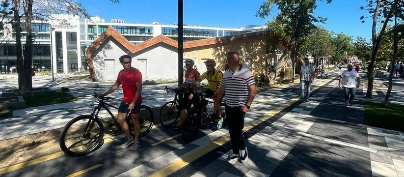 Новороссийцев приглашают обсудить вопрос размещения велодорожки в парке имени Фрунзе
