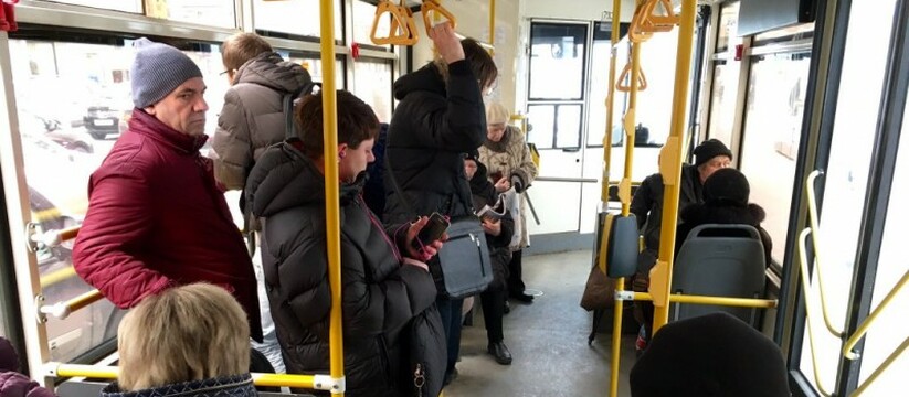 Эксперимент: в троллейбусе Новороссийска запустили бескондукторную оплату проезда