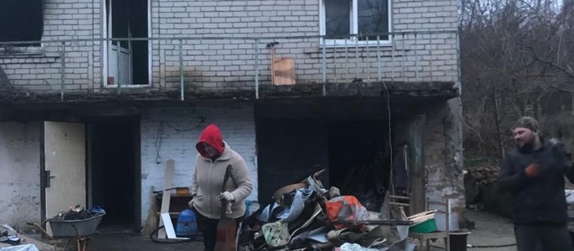 Под Новороссийском дотла выгорел частный дом: людям требуется помощь