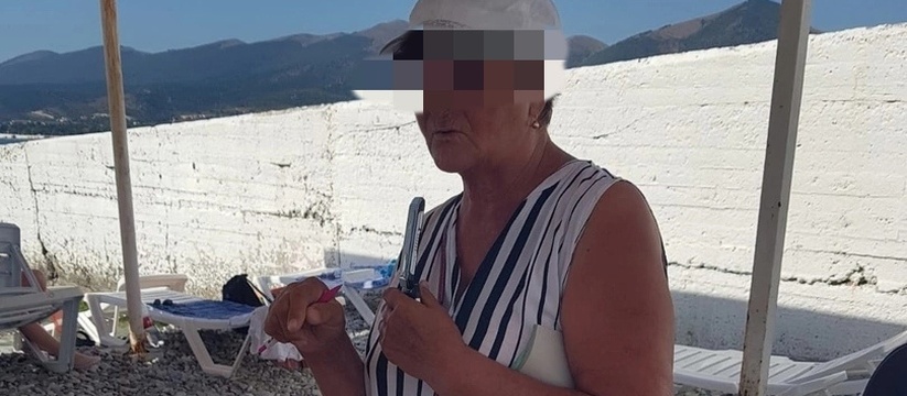 Скандал на пляже: жительница Новороссийска отказалась платить за лежак из-за устаревших квитанций