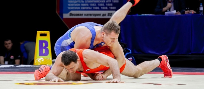 «Я готов был выиграть!»: Борец из Новороссийска выиграл серебро на чемпионате России, но уверен, что его засудили