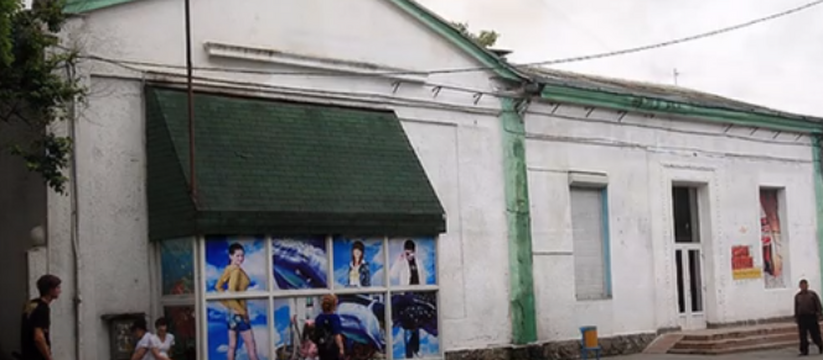 О том, что здание старого кинотеатра на улице Советов взяли в аренду, стало известно случайно.