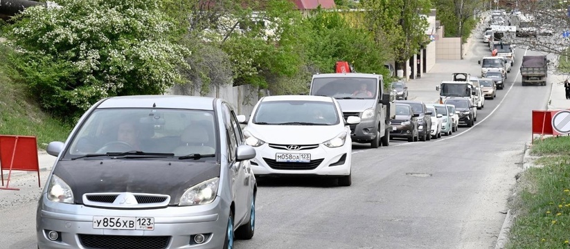 Автомобилистов просят планировать маршрут заранее.С 23 часов 24 апреля 6 утра 25 апреля в Новороссийске перекроют улицу Шоссейной.