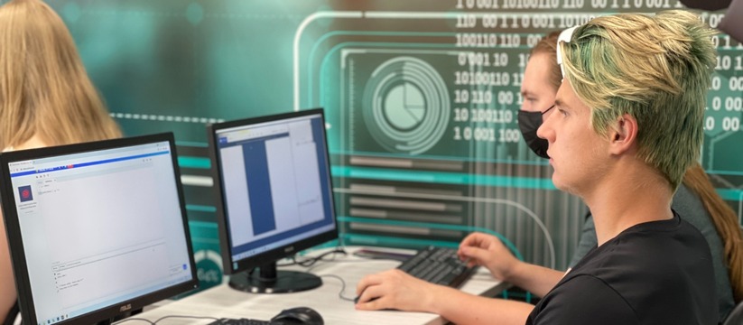 Обучение на IT-специалиста: в Новороссийске объявлен набор в колледж Цифровых технологий "Академия TOP" 