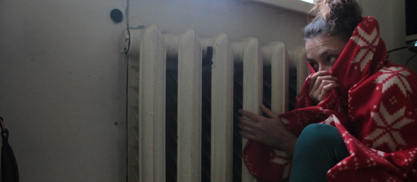 «Отопления не было, и нет!»: новороссийцы мерзнут в сырых квартирах, а чиновники просят дать «чуть больше времени»
