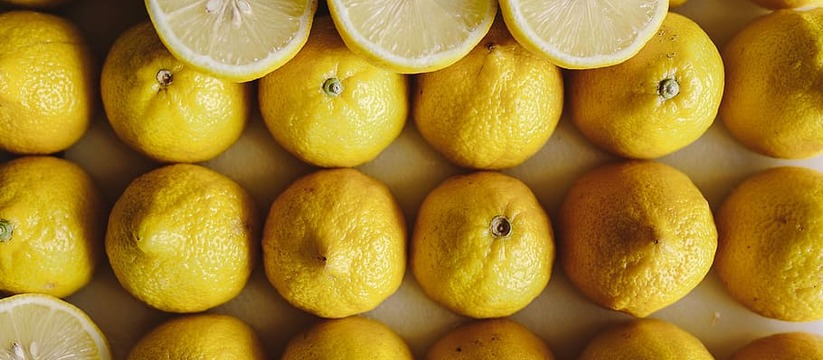 # Рецепт теплой лимонной воды: польза и приготовление ## Начало дня с пользой Многие из нас начинают свой день с теплой лимонной воды.