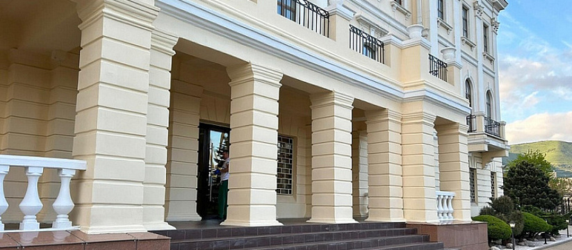 В Новороссийске обновили фасад памятника архитектуры конца XIX века