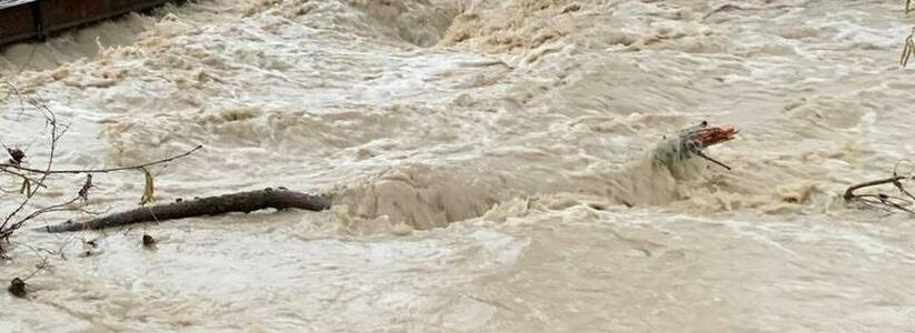 В Абрау-Дюрсо во время потопа погиб человек