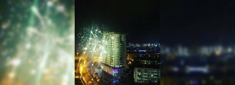 Новороссийск встретил Новый год: подборка волшебных кадров праздничных фейерверков