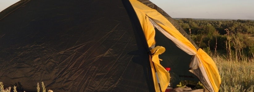 Новороссийца нашли мертвым в палатке на берегу реки