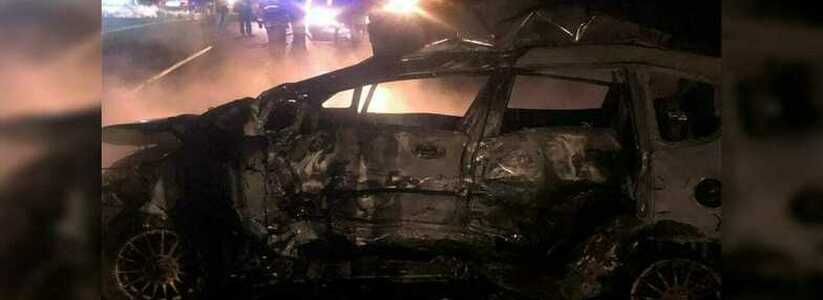 Водитель погиб в загоревшемся автомобиле на трассе Новороссийск-Керчь