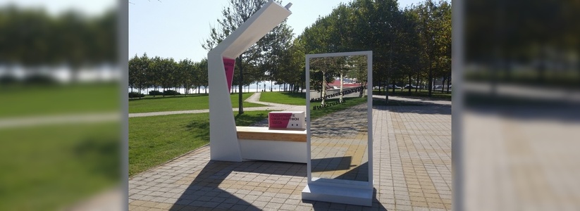 В Новороссийске появится еще одна арт-скамейка «Подключайся и качай»: где – решать вам