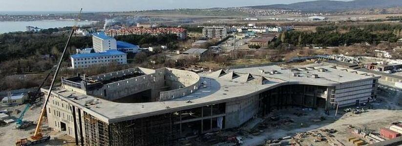 В конце 2022 года будет завершено строительство «Геленджик Арены»