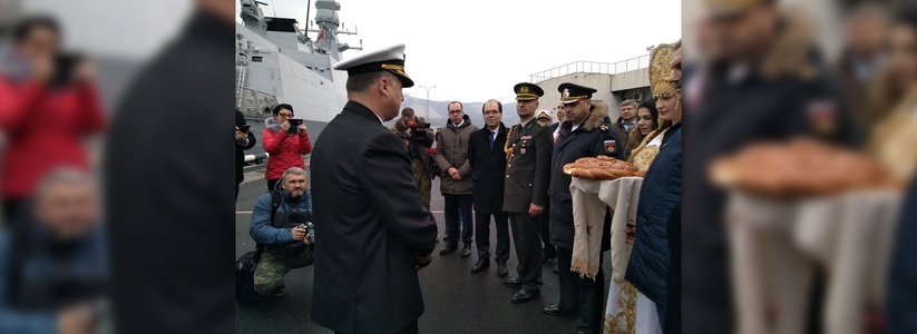 В Новороссийск прибыли турецкие корвет «Бургадза» и тральщик «Акчай»: видео встречи боевых кораблей