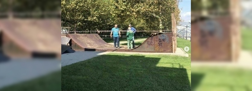 Рабочие приступили к ремонту аварийной скейт-площадки на набережной после жалоб новороссийцев