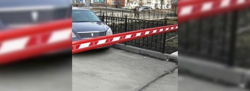 Водитель в знак протеста преградил въезд в горбольницу Новороссийска