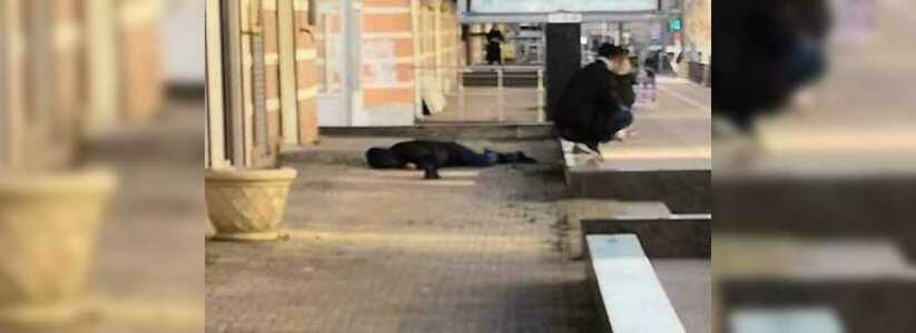 В Новороссийске парень выпал из окна жилого дома на проспекте Ленина
