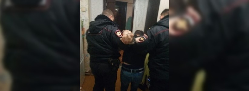 «Он был под солями»: в Новороссийске мужчина пытался выброситься в окно
