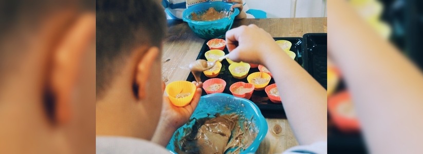 Дети с особенностями в развитии угостили новороссийцев маффинами собственного приготовления