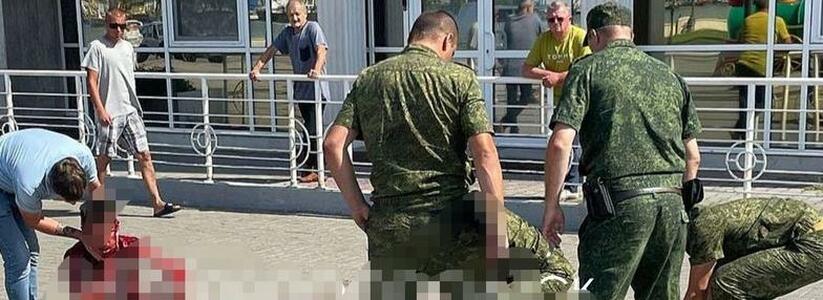 "Истошные вопли и много крови...": на набережной Новороссийска средь бела дня зарезали мужчину