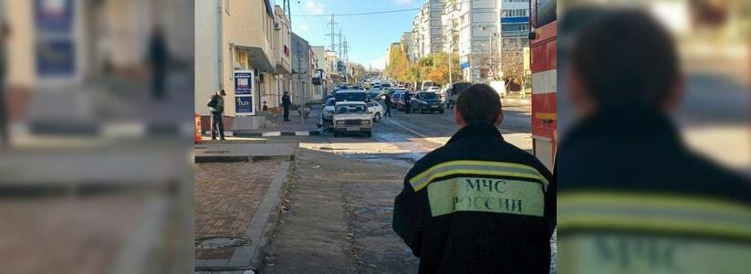 В Новороссийске оцепили улицу Волгоградскую: искали бомбу