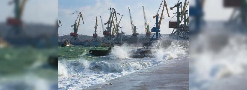 В порту Новороссийска была приостановлена погрузка нефти