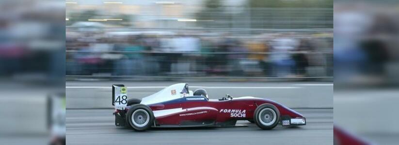 Гран-при "Формулы-1" в Сочи пройдет в один день с Первомаем и Пасхой