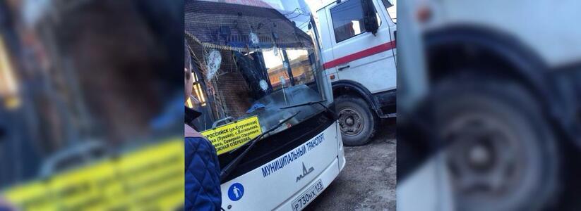 Стрельба по рейсовому автобусу в Новороссийске: полиция ищет свидетелей