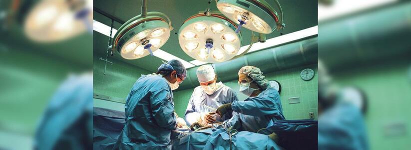 На Кубани онкологи провели уникальную операцию на почках