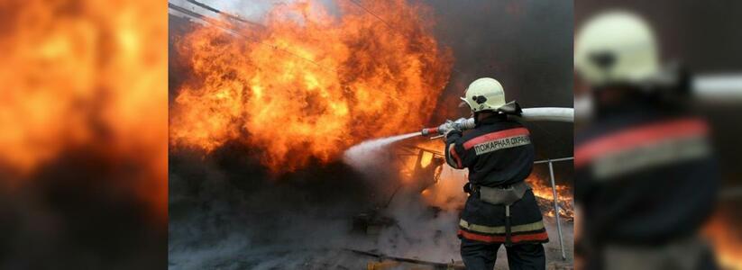 В выходные в Новороссийске в пожаре погиб человек: дом вспыхнул от печи