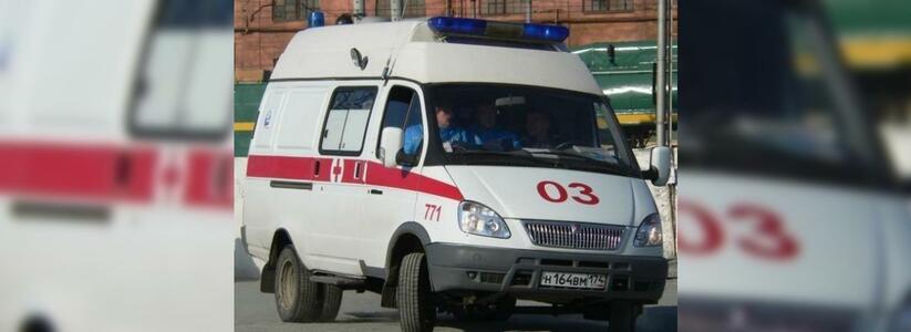 В Гайдуке водитель "Шевроле" на скорости врезался в "ВАЗ", от чего тот отлетел в столб: пассажиры госпитализированы