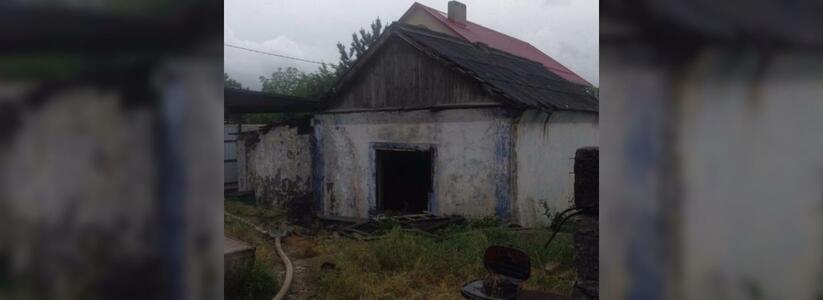 На месте пожара в Цемдолине под Новороссийском нашли тела двух мужчин