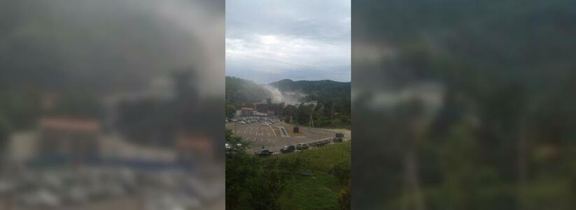 Пожар в Абрау-Дюрсо: загорелось здание винного завода