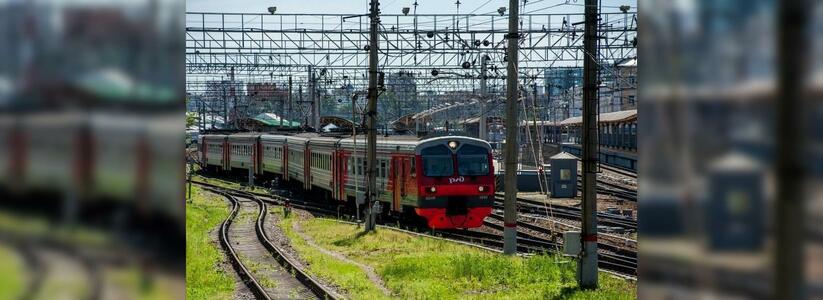 Женщина выпала из окна поезда «Анапа - Санкт-Петербург»: пассажирка погибла на месте