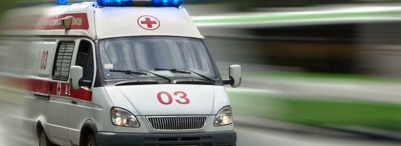 Под Геленджиком столкнулись «Киа» с «ВАЗ-2104»: один человек погиб, трое пострадали