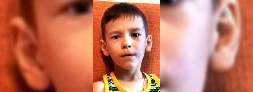 Мама лечила сына сама, но деньги закончились: 7-летнему Саше Устинову из Новороссийска требуется 170 тысяч