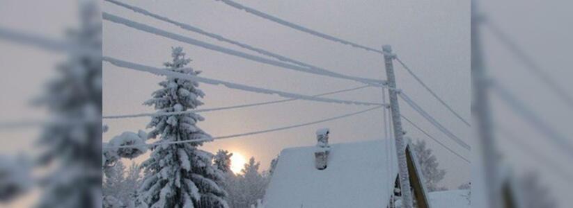 МЧС предупреждает: в районе Новороссийска ожидается налипание мокрого снега