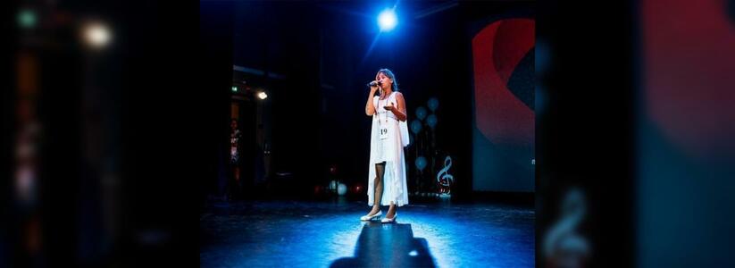 Новороссийска Снежана Шин выступила на слепых прослушиваниях в шоу Первого канала «Голос. Дети»