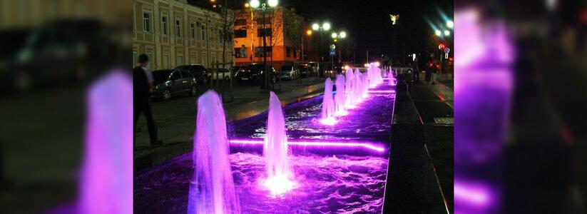 В Новороссийске начался сезон фонтанов: уже включены три объекта
