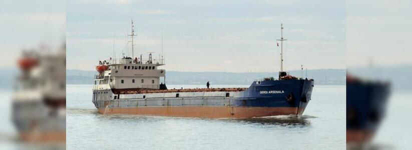 В Чёрном море потерпело крушение судно «Герои Арсенала»: в Керченском проливе продолжается спасательная операция