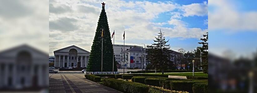 Администрация Новороссийска закупит почти четыре тысячи новогодних подарков