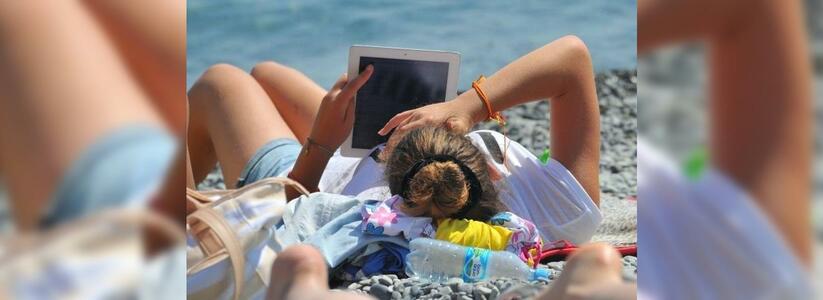 На всех пляжах Кубани появится бесплатный Wi-Fi: власти приступили к установке оборудования