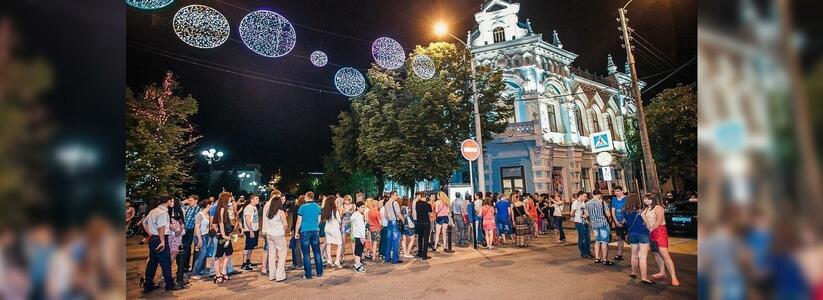Афиша Новороссийска на неделю: общегородской фестиваль черноморской рыбы и всероссийская акция «Ночь искусств»