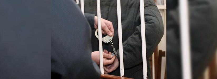 Житель Новороссийска вел интимную переписку с несовершеннолетними: мужчину осудили на 25 лет