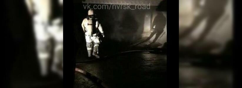 В Новороссийске сгорел гараж вместе с автомобилем: озвучена предварительная причина пожара
