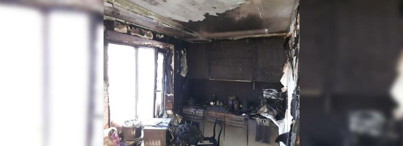 Погорельцы из Новороссийска просят о помощи: огонь уничтожил все имущество молодой семьи
