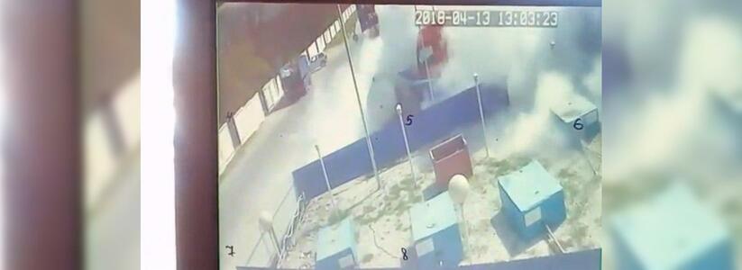 В сети появилось видео взрыва и первые секунды пожара  на АЗС Новороссийска